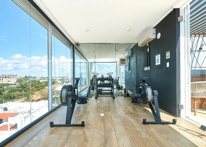 2 Bdrm Ocean View Private Pool Heart Of Town Apartment